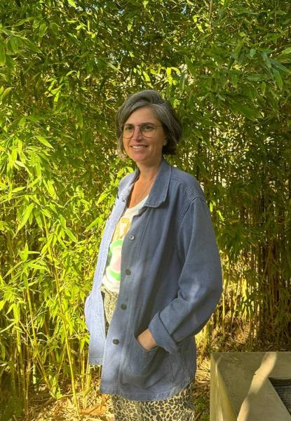 Aménagement paysager d’un tour de piscine par un architecte paysagiste à La Cadière-d’Azur, proche du Castellet, dans le Var