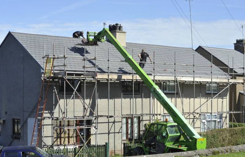 Recherche société de maçonnerie générale pour refaire une façade et pose de carrelage à Vitrolles proche de Marseille