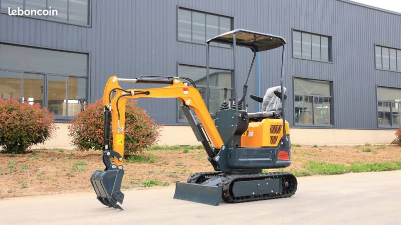 acheter une mini pelle de la marque MEXA pour travaux agricole à Bordeaux en Gironde nouvelle Aquitaine